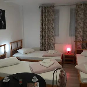 Hostal Carol 51, Bucarest